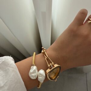 نمای ساعت از بغل