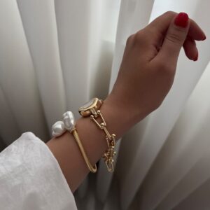 نمای ساعت از بغل